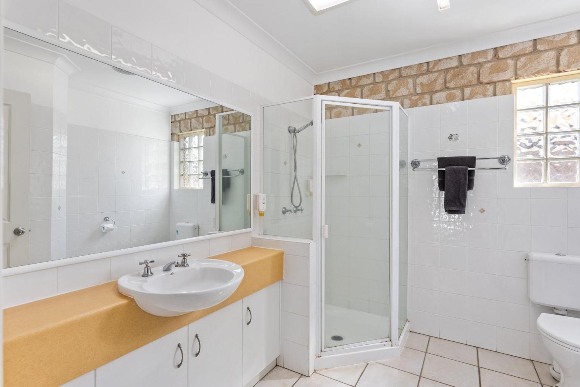 Great Divide Motor Inn Toowoomba Room photo