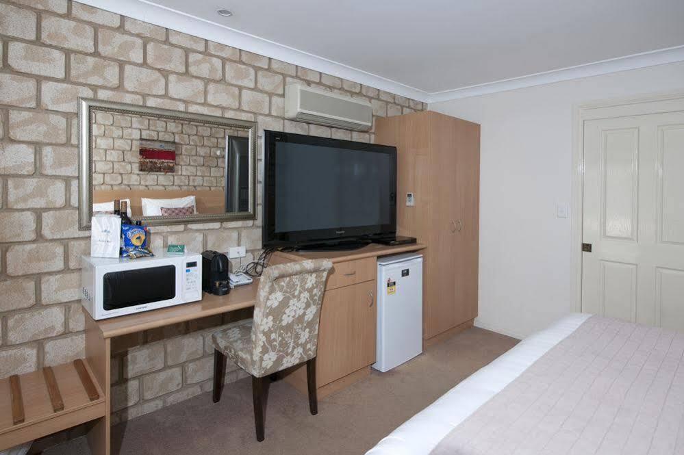 Great Divide Motor Inn Toowoomba Exterior photo